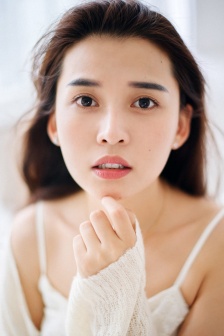 我后车座抱着妈妈去姥姥家